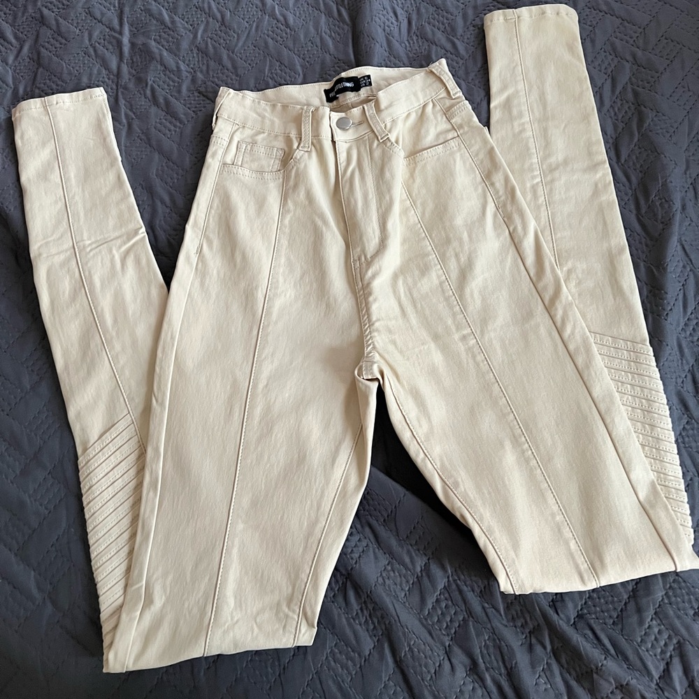 High waisted pants